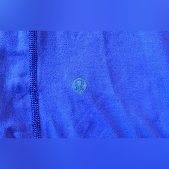 Lululemon Catch Me Tank Size 8 Power Purple and Black - Picture 9 of 15